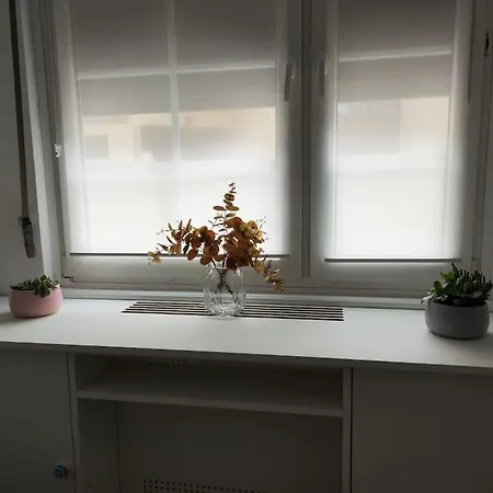 Near The Magic 6 Persons Apartment, 5-minute Walk To Christmas Market! Apartment