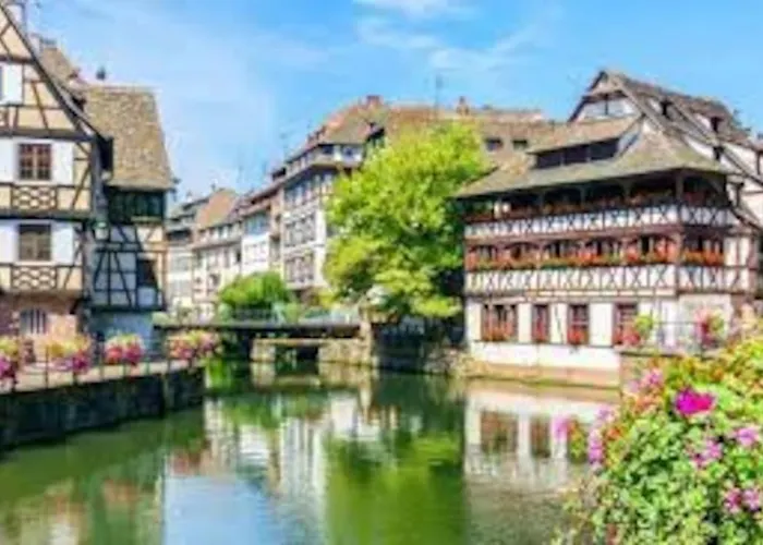 Near The Magic 6 Persons Apartment, 5-minute Walk To Christmas Market! Strasburgo