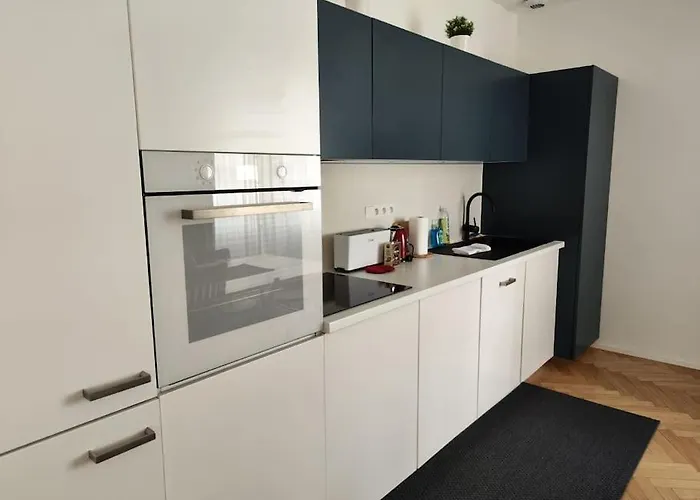 Near The Magic 6 Persons Apartment, 5-minute Walk To Christmas Market! Estrasburgo