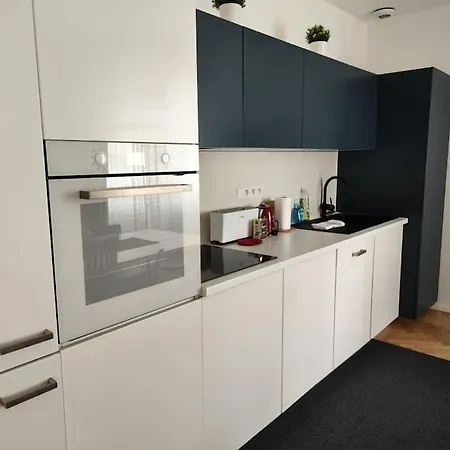 Near The Magic 6 Persons Apartment, 5-minute Walk To Christmas Market! Strasbourg
